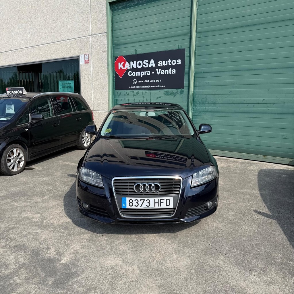 Foto 2 AUDI A3 1,6TDI 105cV 3 puertas