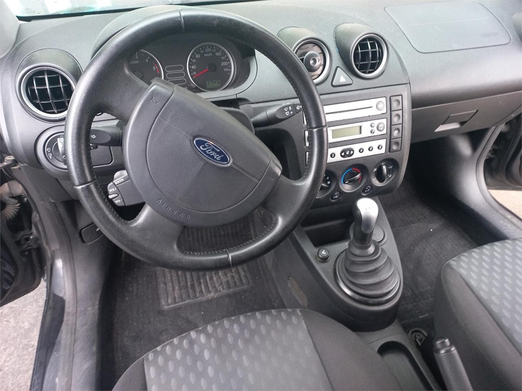 Foto 7 FORD FIESTA 1,4i 80cv 3puertas
