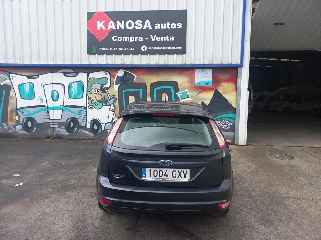 Foto 4 FORD FOCUS 1,6TDci 110cv 5p