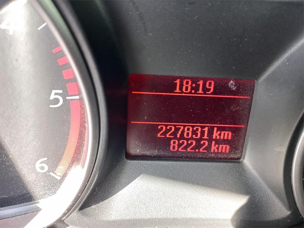 Foto 8 FORD SMAX 1,8TDci 125cv 6velocidades