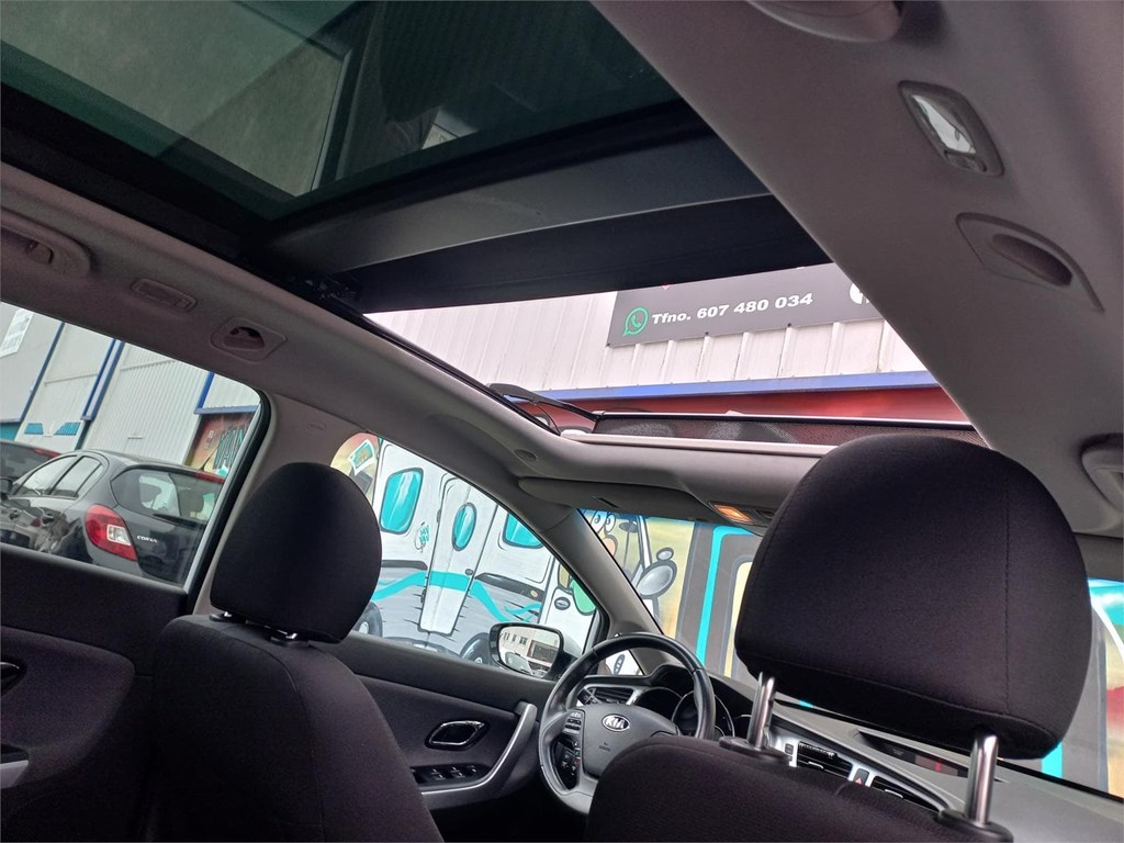 Foto 10 KIA CEED SW 1,6CRdi 128cv Drive