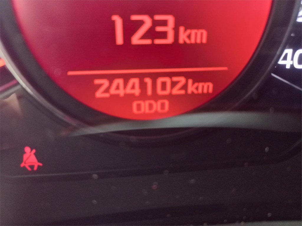 Foto 8 KIA CEED SW 1,6CRdi 128cv Drive
