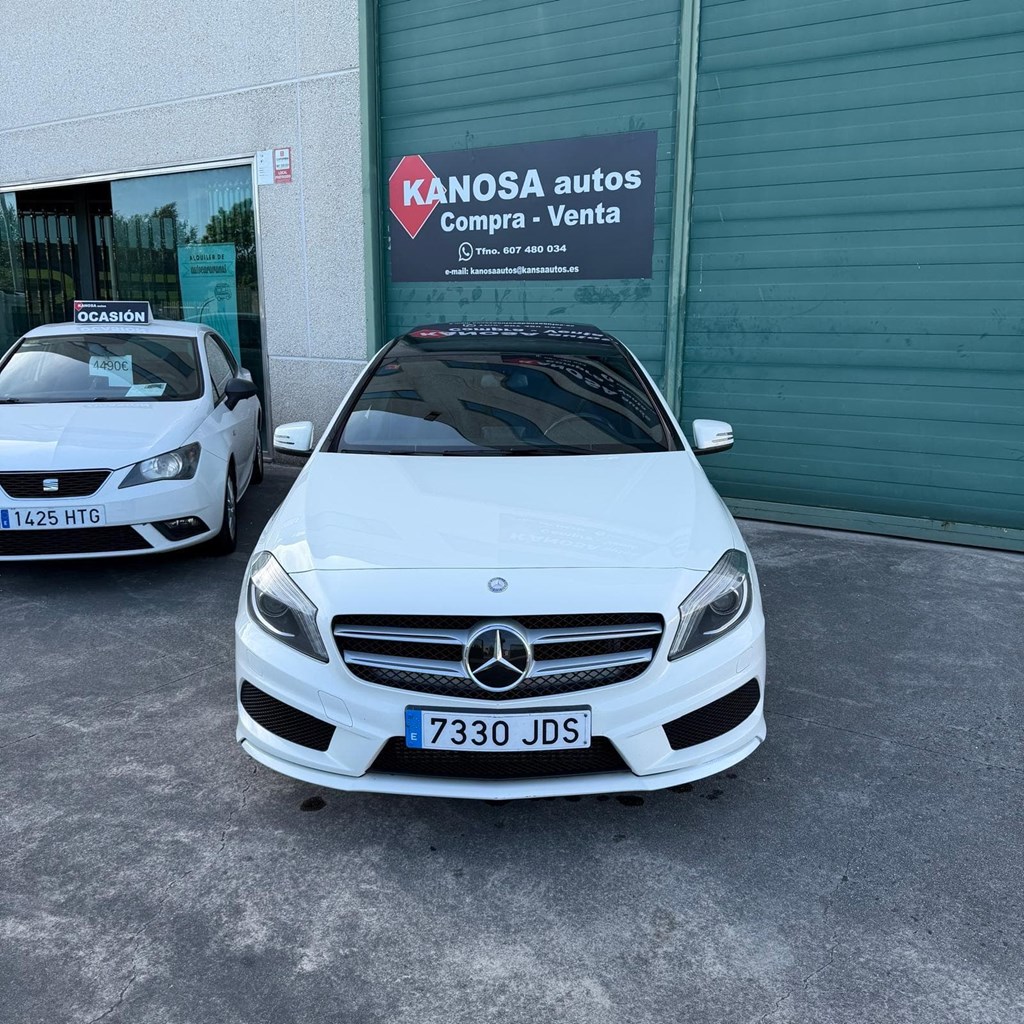 Foto 2 MERCEDES A 180d AMG LINE