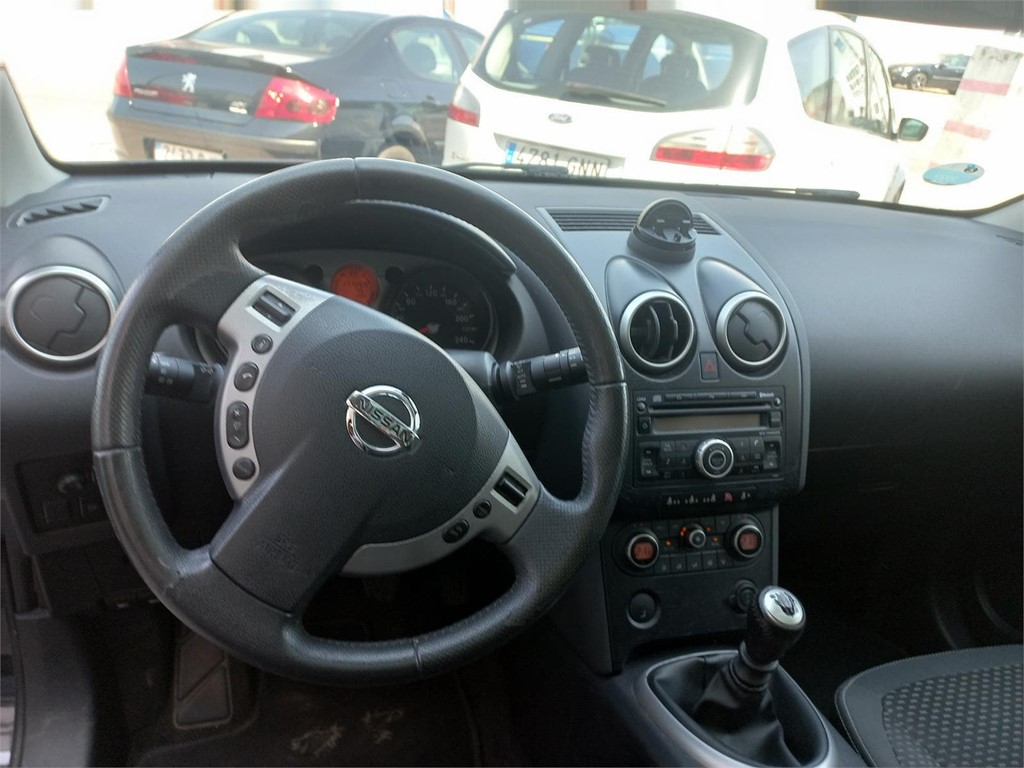 Foto 7 NISSAN QASHQAI 2,OdCI 150CV 6 VEL. Tekna