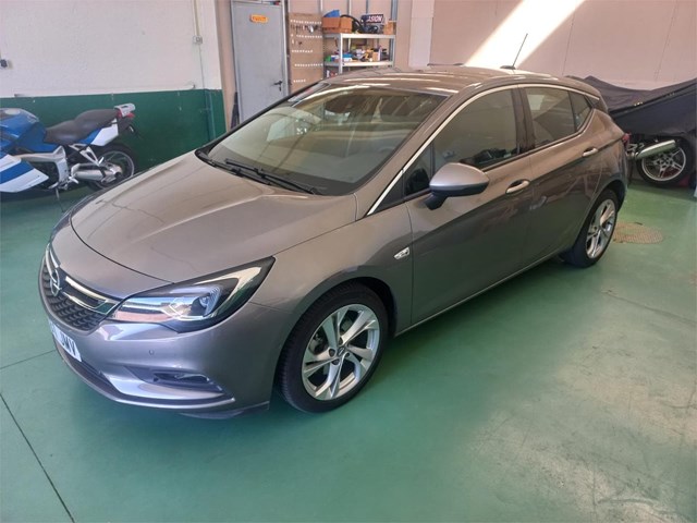 OPEL ASTRA 1,6CDti 110 6vel: 5puertas
