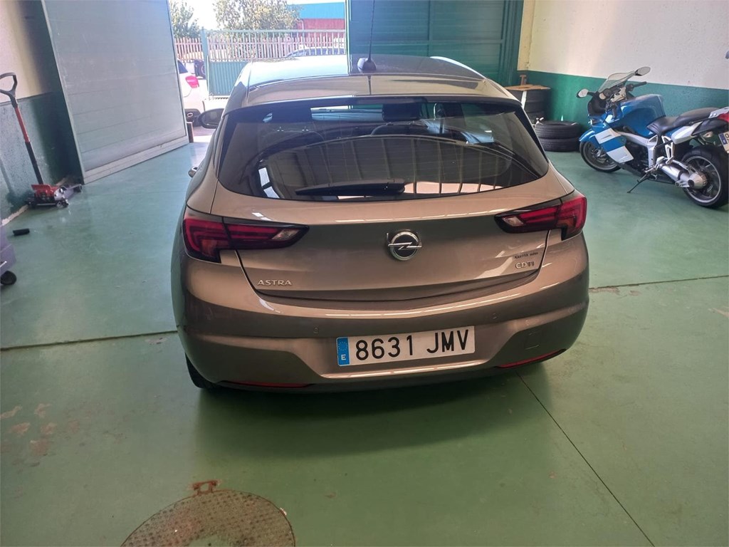 Foto 3 OPEL ASTRA 1,6CDti 110 6vel: 5puertas
