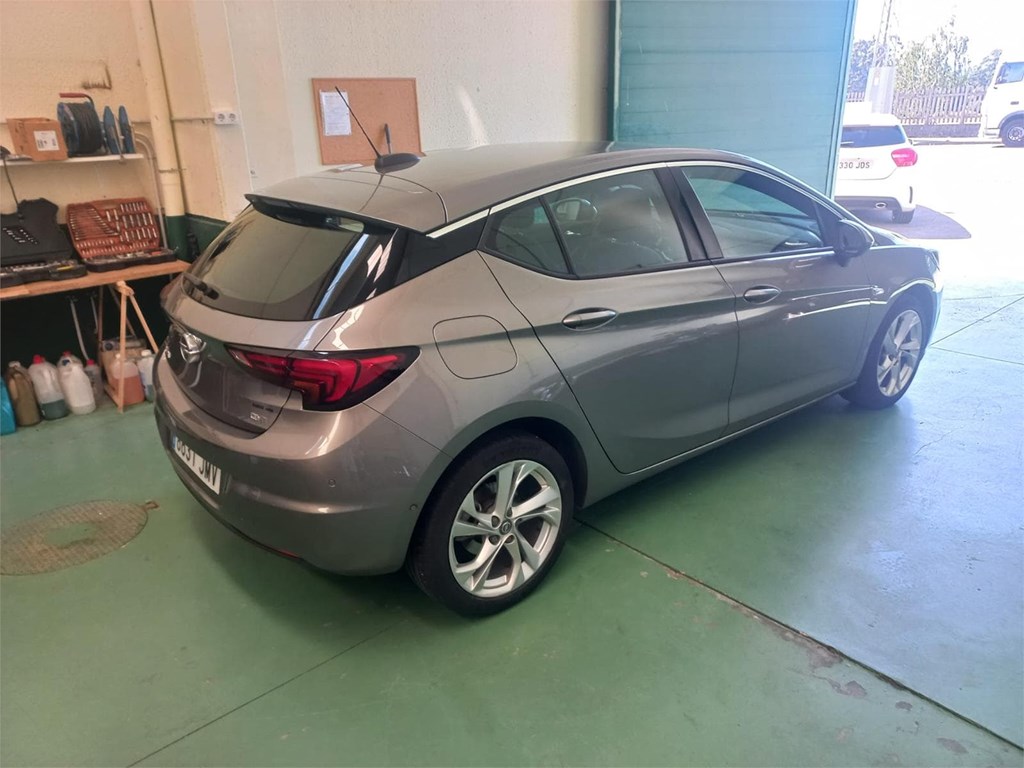 Foto 4 OPEL ASTRA 1,6CDti 110 6vel: 5puertas