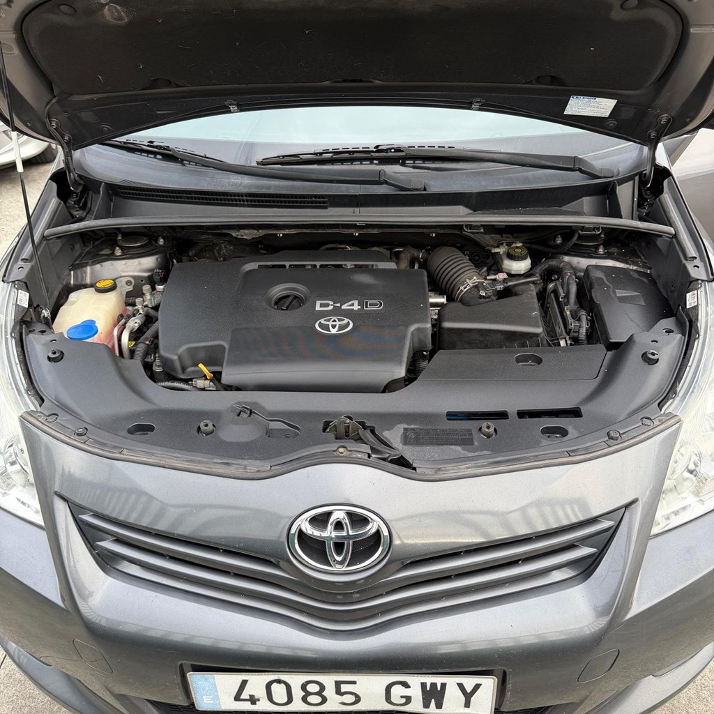 Foto 8 OPEL VECTRA 1,9CDti 150cv AUTOMATICO 4p