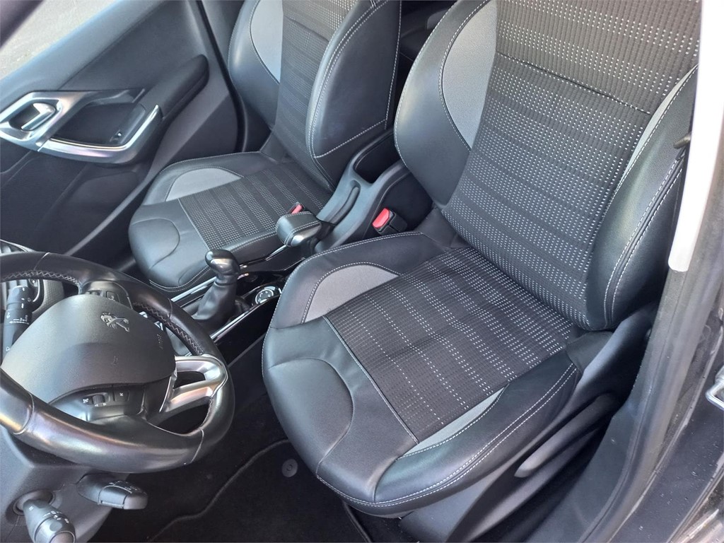 Foto 5 PEUGEOT 2008 1,6HDI 100cv ALLURE