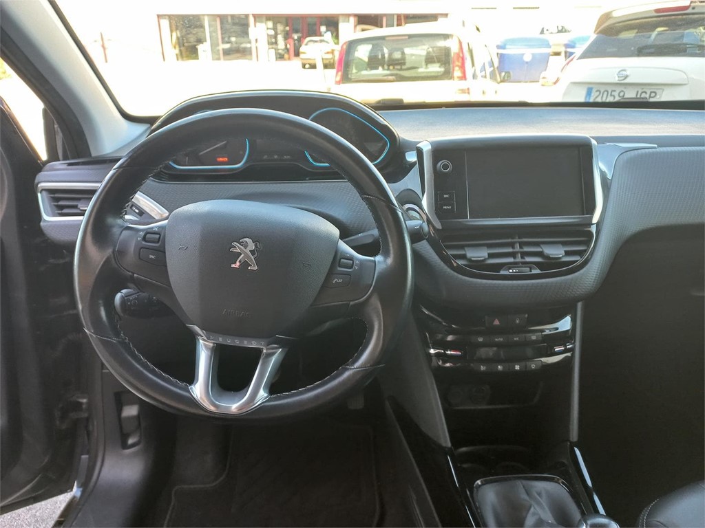 Foto 7 PEUGEOT 2008 1,6HDI 100cv ALLURE
