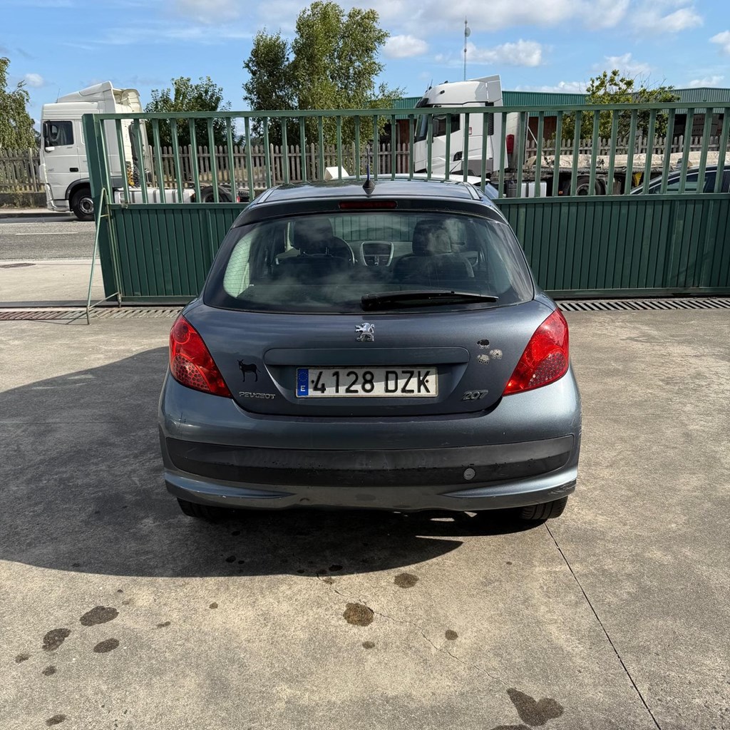 Foto 8 PEUGEOT 207 1,6HDIN 110 5p