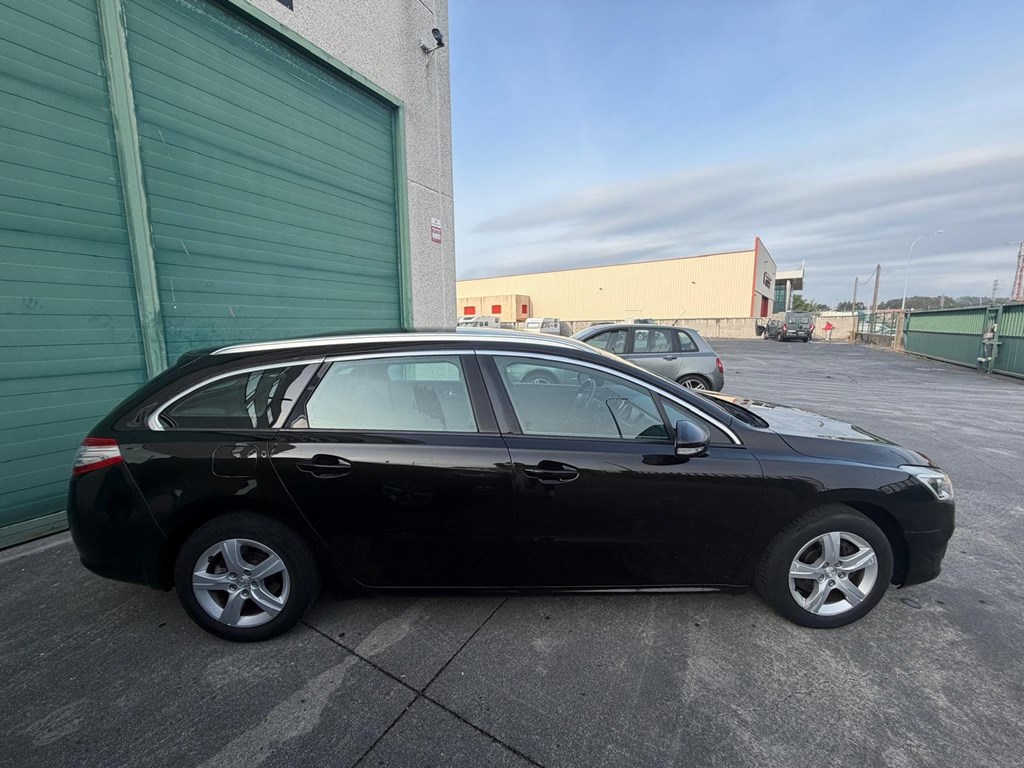 Foto 4 PEUGEOT 508 2,0HDI 150cv NM6 vel. SW