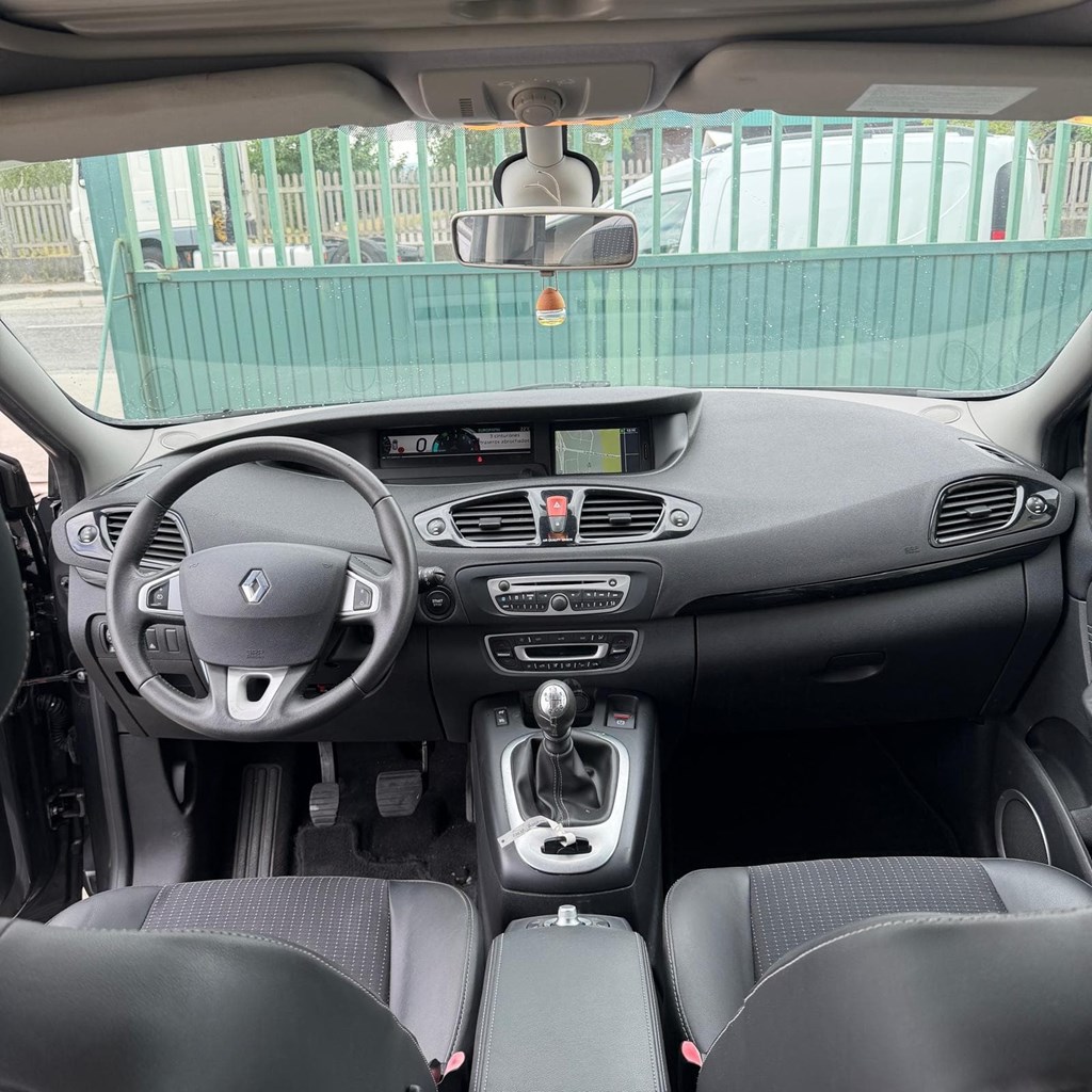 Foto 9 RENAULT SCENIC 1,5dCI 110cv 6vel. Dynamic