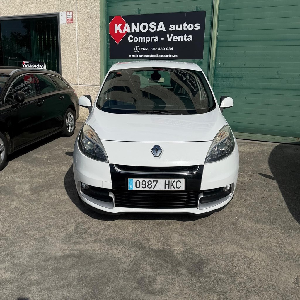 Foto 2 RENAULT SCENIC 1,5dCI 95cv