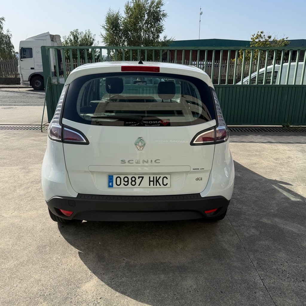 Foto 6 RENAULT SCENIC 1,5dCI 95cv