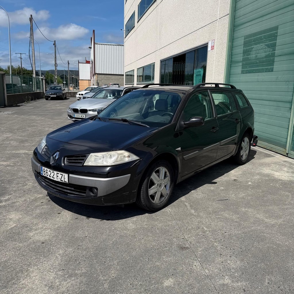 Foto 2 RENAULTMEGANE 1,5dCI 105 6vel. Grand Tour
