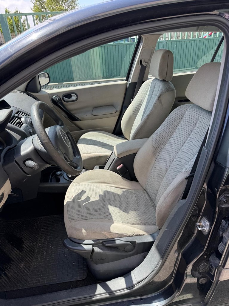 Foto 7 RENAULTMEGANE 1,5dCI 105 6vel. Grand Tour