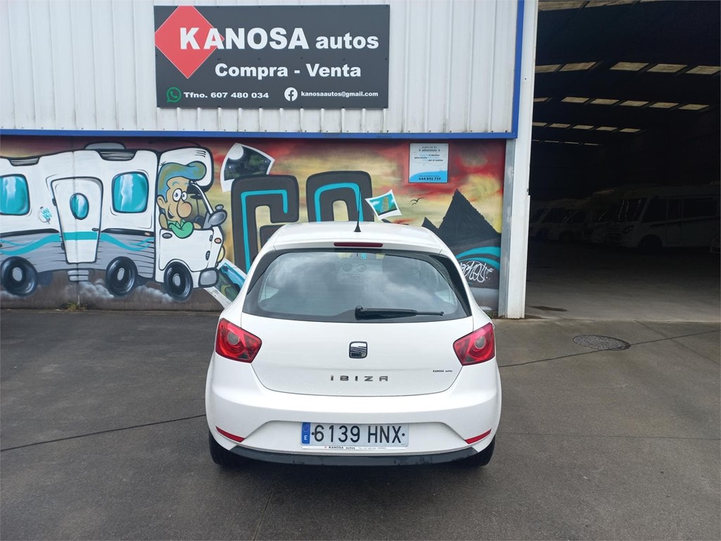 Foto 4 SEAT IBIZA 1,6TDI 105cv 5puertas