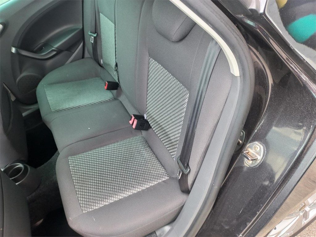 Foto 6 SEAT IBIZA 1 6TDI 90cv 5puertas GOIOD STUFF