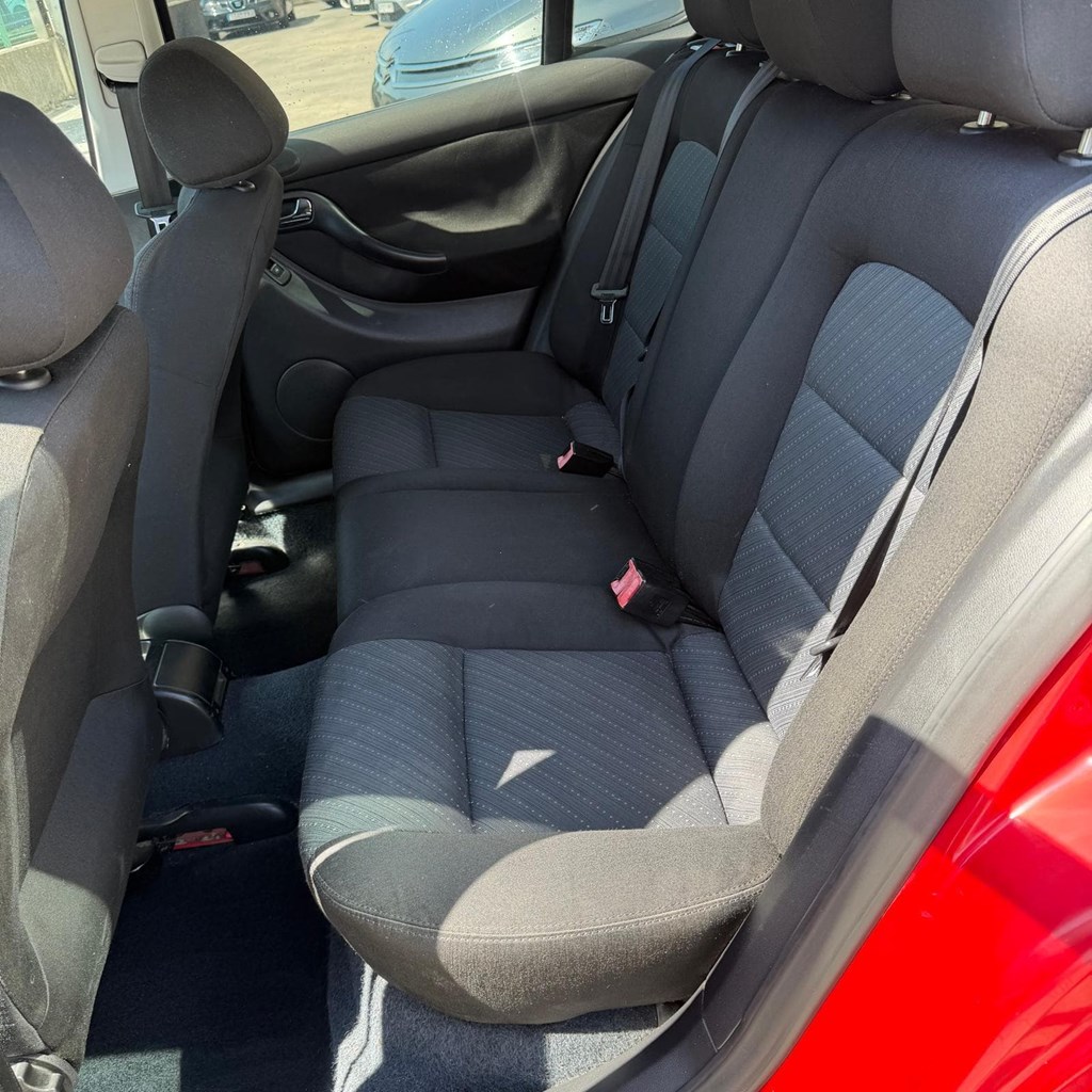 Foto 12 SEAT LEON 1.9TDI 110 SPORT