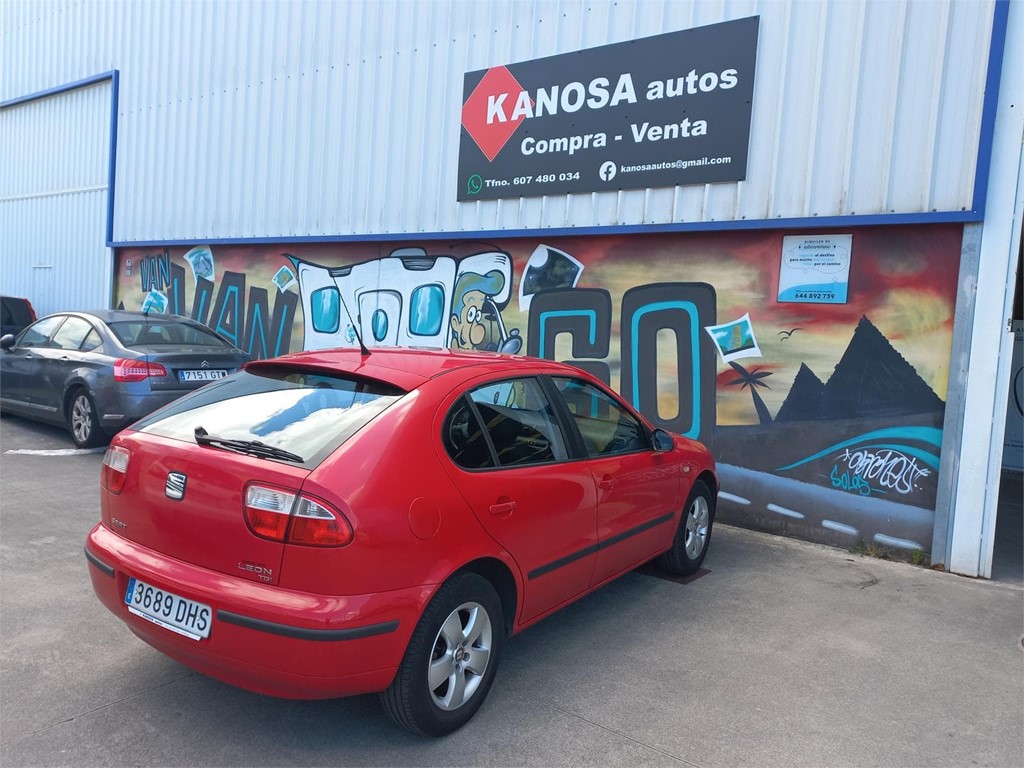 Foto 3 SEAT LEON 1,9TDI 110cv 5P