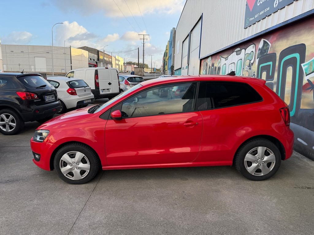 Foto 2 VOLKSWAGEN POLO 1,6 TDI 105 cv DSG (automatico)